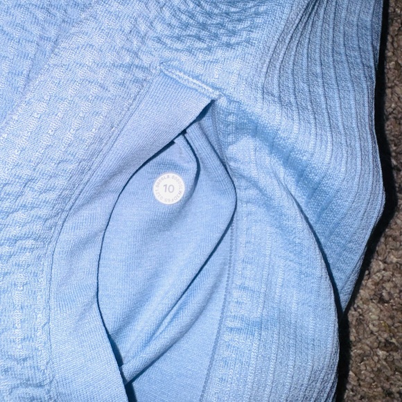 Lululemon pullover size 10 - Picture 7 of 8